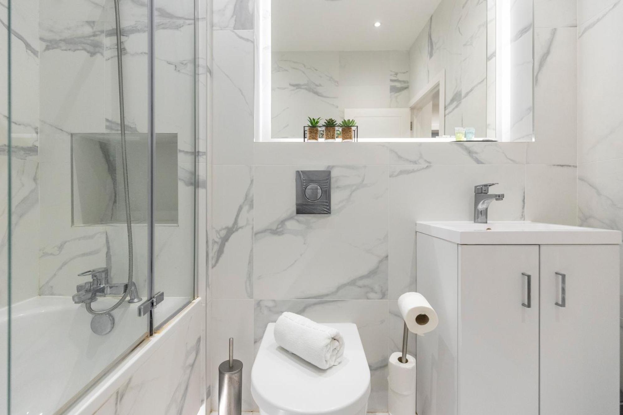Spacious Luxury Apartment King Bed - Central Location London Bagian luar foto